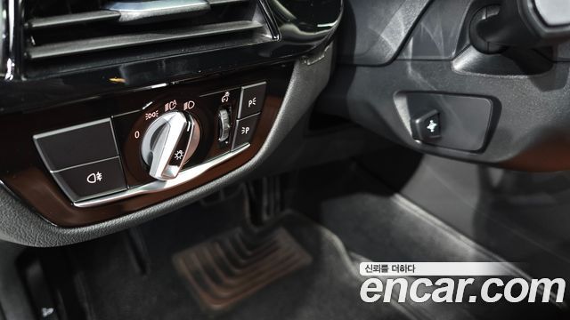 BMW M5 2018 — photo 25