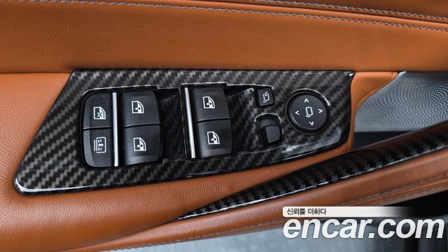 BMW M5 2018 — photo 27