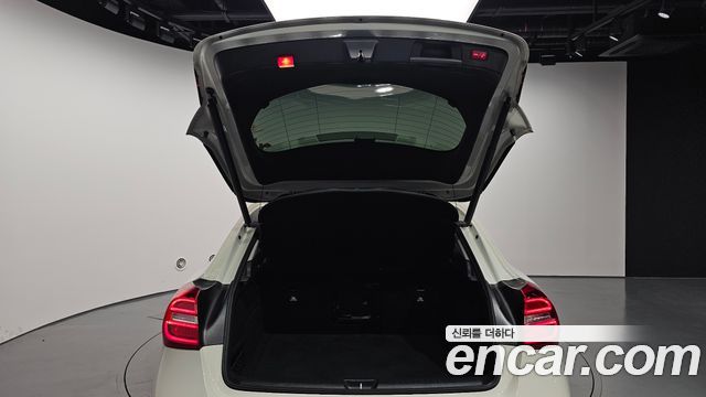 Mercedes-Benz GLA-Class 2017 — photo 20