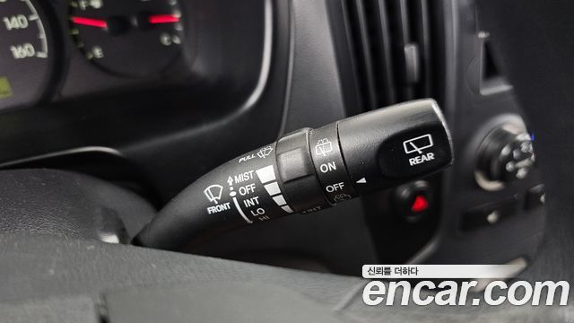 Hyundai Starex 2016 — photo 18