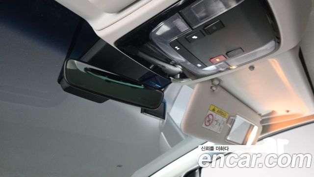 Hyundai Staria 2023 — photo 20