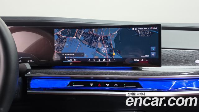 BMW i7 2024 — photo 12
