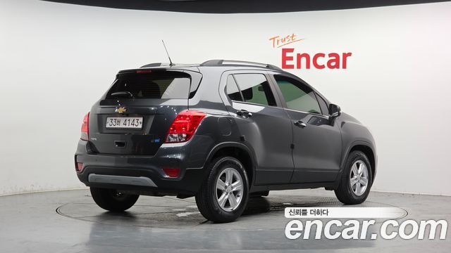 Chevrolet Korea Trax 2017 — photo 2