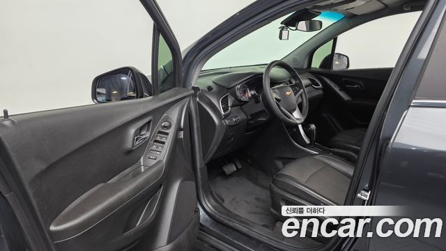 Chevrolet Korea Trax 2017 — photo 10