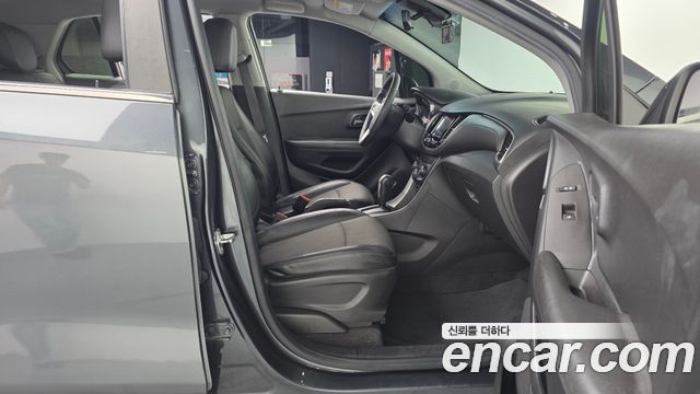 Chevrolet Korea Trax 2017 — photo 11