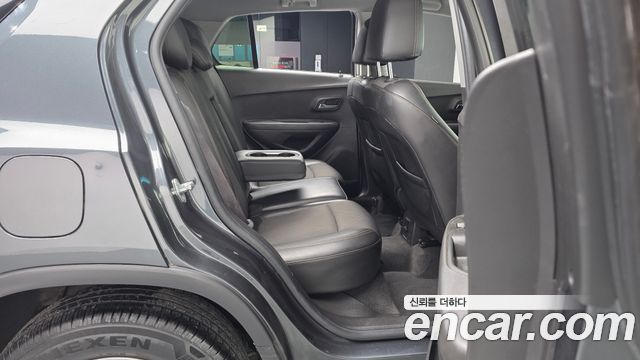 Chevrolet Korea Trax 2017 — photo 12