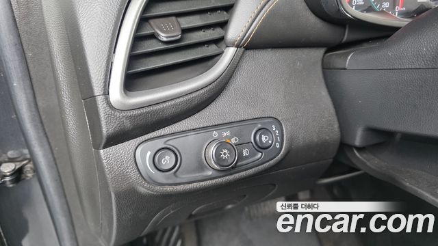 Chevrolet Korea Trax 2017 — photo 14