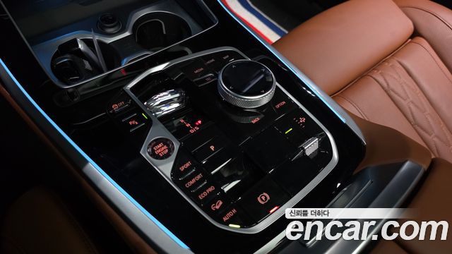 BMW X7 2024 — photo 12
