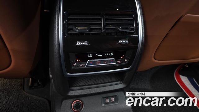 BMW X7 2024 — photo 24