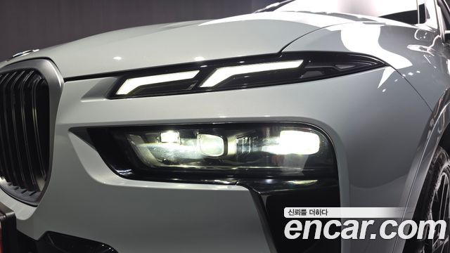 BMW X7 2024 — photo 8