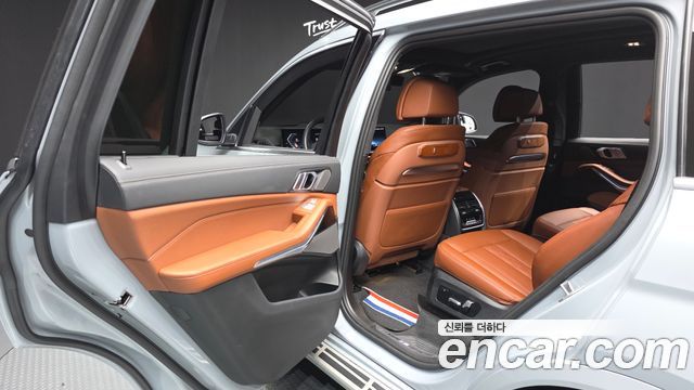 BMW X7 2024 — photo 16