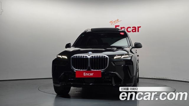 BMW X7 2025 — photo 3