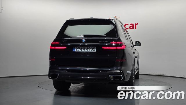 BMW X7 2025 — photo 4