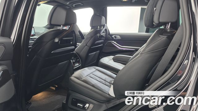 BMW X7 2025 — photo 11