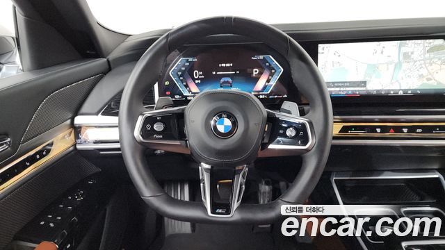 BMW 7-Series 2025 — photo 13