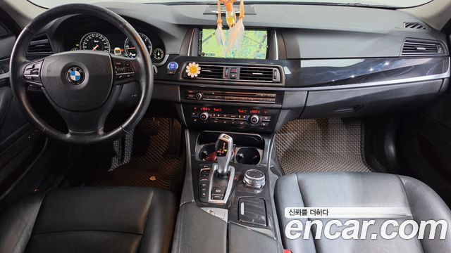 BMW 5-Series 2016 — photo 7
