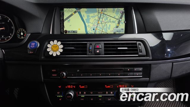 BMW 5-Series 2016 — photo 14