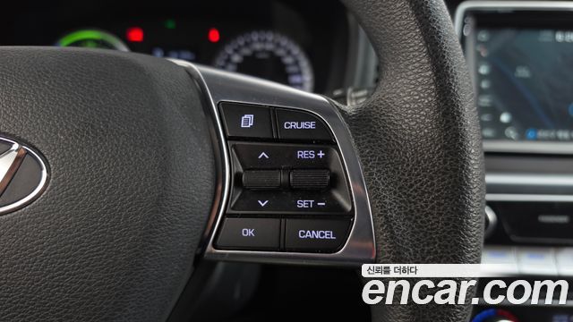 Hyundai Sonata 2018 — photo 23