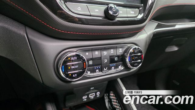 Chevrolet Korea Trailblazer 2021 — photo 33