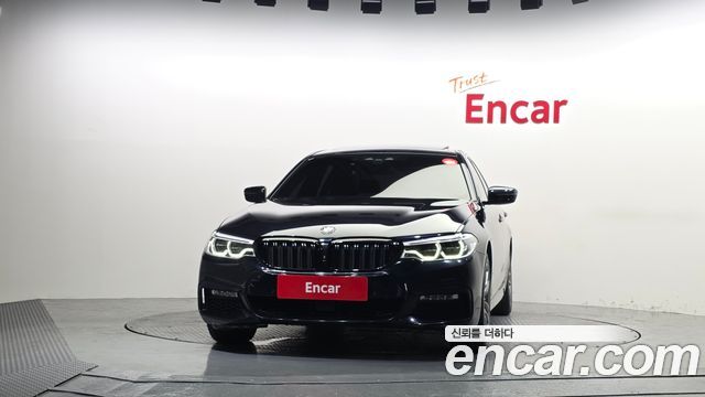 BMW 5-Series 2018 — photo 3