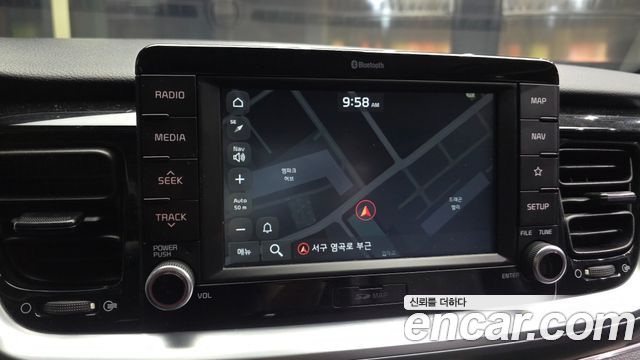 Kia Stonic 2019 — photo 15