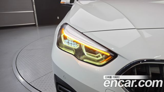 BMW 2-Series 2021 — photo 8