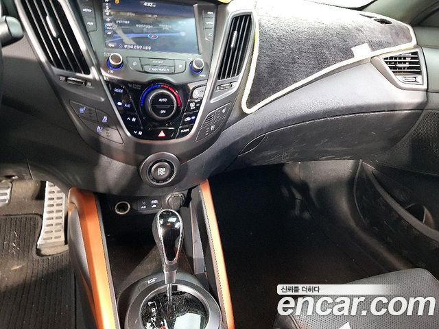Hyundai Veloster 2016 — photo 8