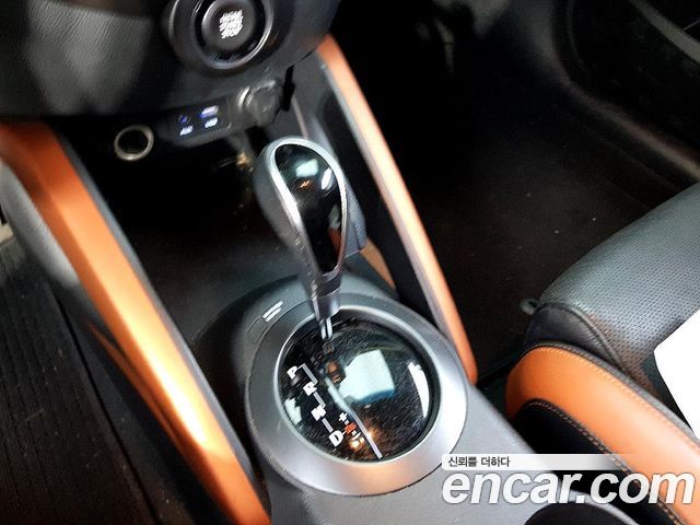 Hyundai Veloster 2016 — photo 15