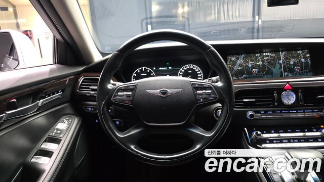 Genesis EQ900 2018 — photo 13