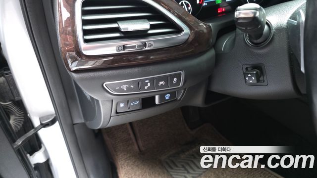 Genesis EQ900 2018 — photo 18