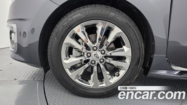 Kia Canival 2018 — photo 5