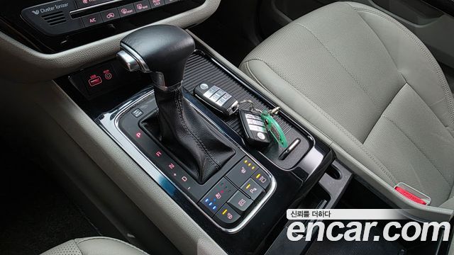 Kia Canival 2018 — photo 12