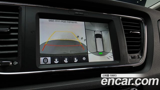 Kia Canival 2018 — photo 21
