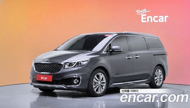 Kia Canival 2018 — photo 1