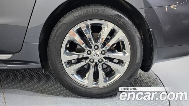 Kia Canival 2018 — photo 7