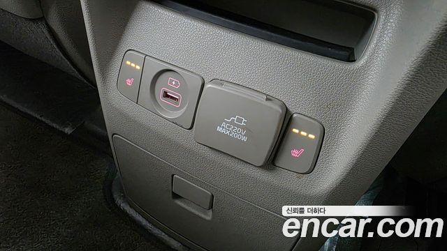 Kia Canival 2018 — photo 29