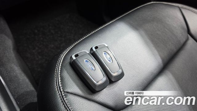 Ford Explorer 2021 — photo 20
