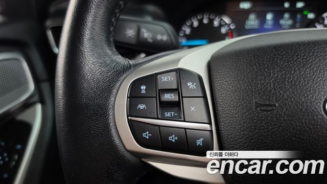 Ford Explorer 2021 — photo 21