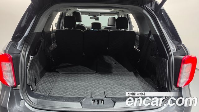 Ford Explorer 2021 — photo 24