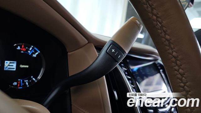 Cadillac Escalade 2017 — photo 9