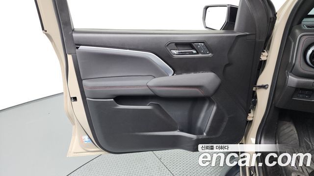 Chevrolet Korea Colorado 2024 — photo 14