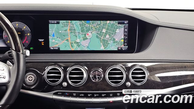 Mercedes-Benz S-Class 2019 — photo 14