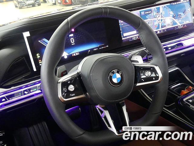 BMW 7-Series 2025 — photo 12
