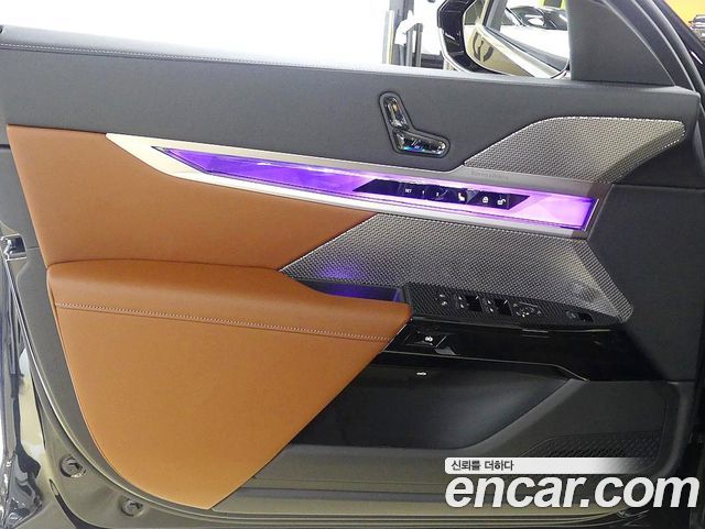 BMW 7-Series 2025 — photo 17