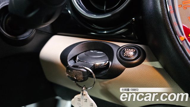 Mini Coupe 2012 — photo 17