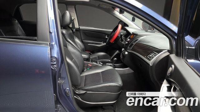 KG Mobility KORANDO 2014 — photo 11