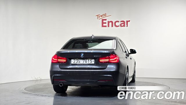BMW 3-Series 2018 — photo 4