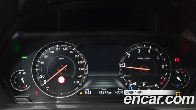 BMW 3-Series 2018 — photo 11