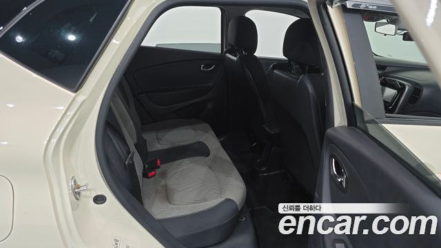 Renault Korea QM3 2015 — photo 17
