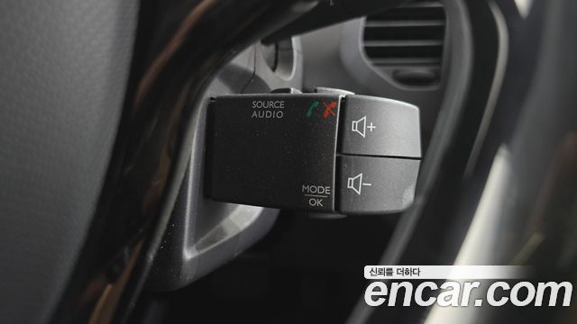 Renault Korea QM3 2015 — photo 25